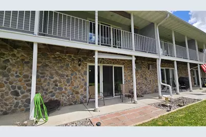 112 Hofman Street #17, Cecil, WI 54111 - Photo 3