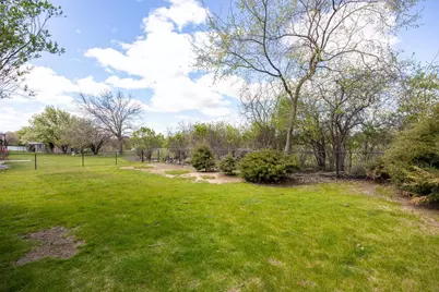 2140 Deer Prairie Drive, Neenah, WI 54956 - Photo 23