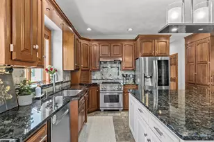 N159 Oakwood Ave, Neenah, WI 54956 - Photo 5