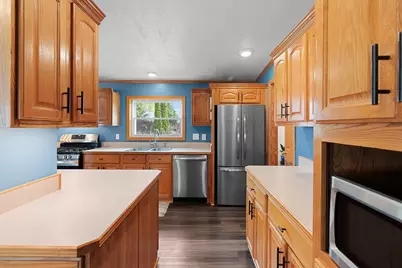111 National Avenue, Brillion, WI 54110 - Photo 9