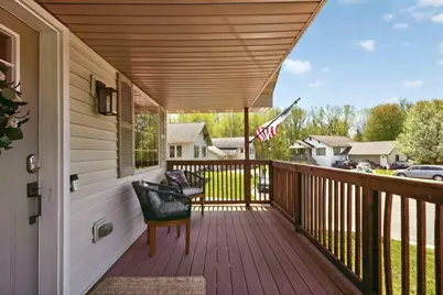 959 Bergamont Court, Menasha, WI 54952 - Photo 3