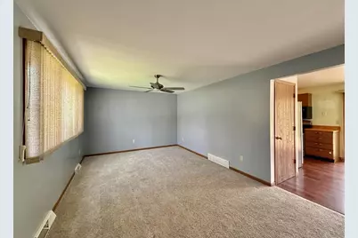 317 Sacramento Street, Berlin, WI 54923 - Photo 5