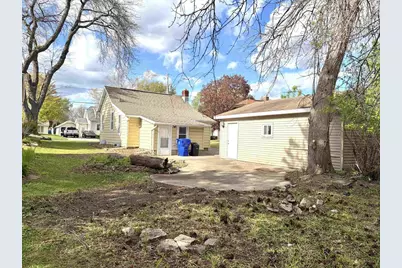 829 Grant Street, Appleton, WI 54914 - Photo 3