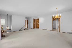 1742 N Douglas St, Appleton, WI 54914 - Photo 5