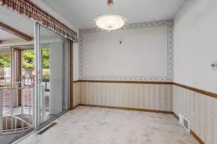 1742 N Douglas St, Appleton, WI 54914 - Photo 9