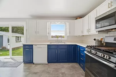1204 St Agnes Drive, Green Bay, WI 54304 - Photo 9
