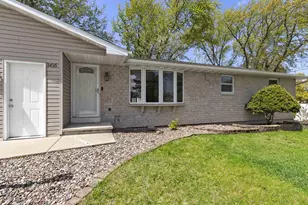 1436 Crestwood Dr, Green Bay, WI 54313 - Photo 33