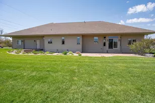 334 Whispering Creek Ct, Green Bay, WI 54303 - Photo 53