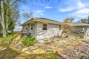 201 N Pike St, Cecil, WI 54111 - Photo 29