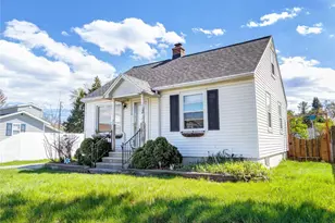 1356 Doblon St, Green Bay, WI 54302 - Photo 3