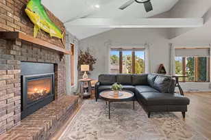 641 Walnut Pl, Sturgeon Bay, WI 54235 - Photo 9