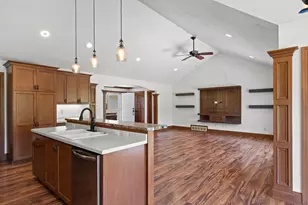 1923 Paris Ln, De Pere, WI 54115 - Photo 9