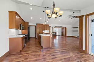 1923 Paris Ln, De Pere, WI 54115 - Photo 11