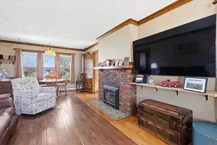 215 Madison St, Brillion, WI 54110 - Photo 7