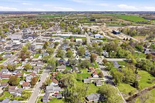 215 Madison St, Brillion, WI 54110 - Photo 39