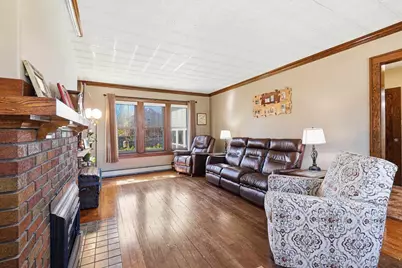 215 Madison Street, Brillion, WI 54110 - Photo 5