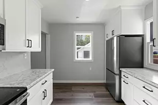 1119 N Richmond St, Appleton, WI 54911 - Photo 11