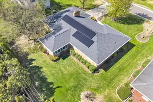 121 St Francis Dr, Green Bay, WI 54301 - Photo 3