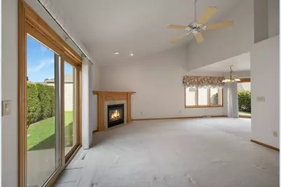 518 Langlade Court, Green Bay, WI 54301 - Photo 11