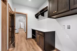 1423 Crossroads Dr, De Pere, WI 54115 - Photo 41