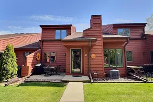 2230 Meadowbrook Ct, Oshkosh, WI 54904 - Photo 1