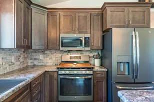 3102 Heise Rd, Omro, WI 54963 - Photo 7