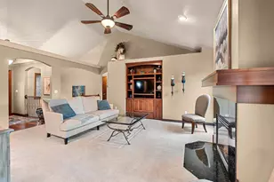 976 Springfield Dr, De Pere, WI 54115 - Photo 11