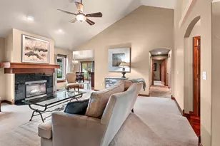 976 Springfield Dr, De Pere, WI 54115 - Photo 9