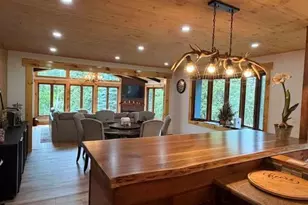 185 Island Dr, Iola, WI 54945 - Photo 9