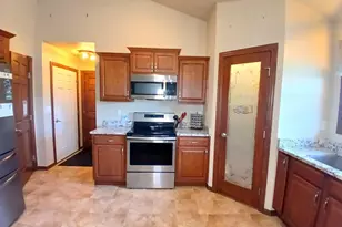 2680 Sussex Rd, Green Bay, WI 54311 - Photo 11