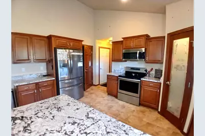 2680 Sussex Road, Green Bay, WI 54311 - Photo 11