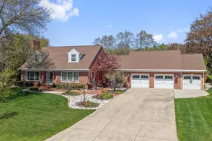 240 Arbor Ln, Green Bay, WI 54301 - Photo 1
