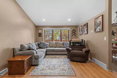 2124 Kensington Lane, Green Bay, WI 54311 - Photo 13