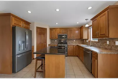 2085 Bracton Road, Suamico, WI 54173 - Photo 13