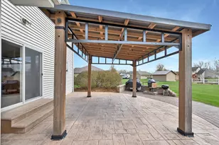 2085 Bracton Rd, Suamico, WI 54173 - Photo 47