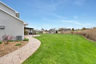 2085 Bracton Rd, Suamico, WI 54173 - Photo 49