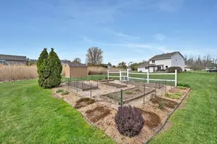 2085 Bracton Rd, Suamico, WI 54173 - Photo 43