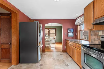 1131 Lawe Street, Green Bay, WI 54301 - Photo 11