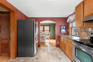 1131 Lawe St, Green Bay, WI 54301 - Photo 11