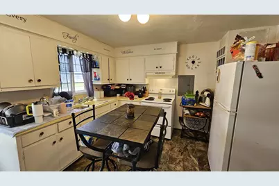 903 Smith Street, Green Bay, WI 54301 - Photo 3