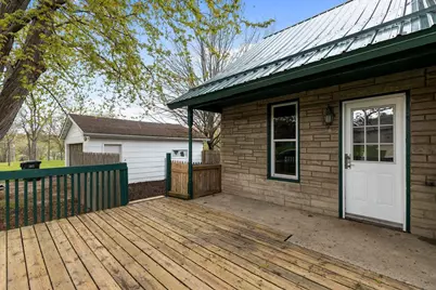 807 Wisconsin Avenue, Kaukauna, WI 54130 - Photo 3