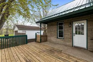 807 W Wisconsin Ave, Kaukauna, WI 54130 - Photo 3