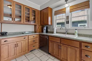612 W Buck St, New London, WI 54961 - Photo 17