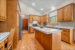 3076 Essen Rd, Green Bay, WI 54311 - Photo 9