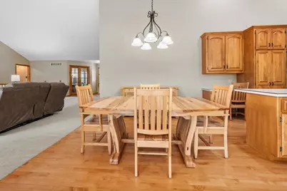 3076 Essen Road, Green Bay, WI 54311 - Photo 7