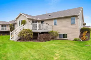 1031 Misty Meadow Cir, De Pere, WI 54115 - Photo 35