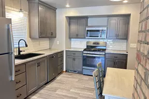 1740 13th Ave, Green Bay, WI 54304 - Photo 3