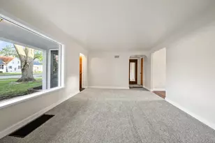 1029 Neville Ave, Green Bay, WI 54303 - Photo 5