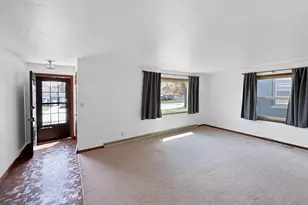 1520 S Ridge Rd, Green Bay, WI 54304 - Photo 5