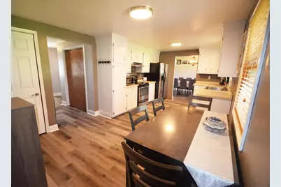 455 Alpine Drive, Green Bay, WI 54302 - Photo 7